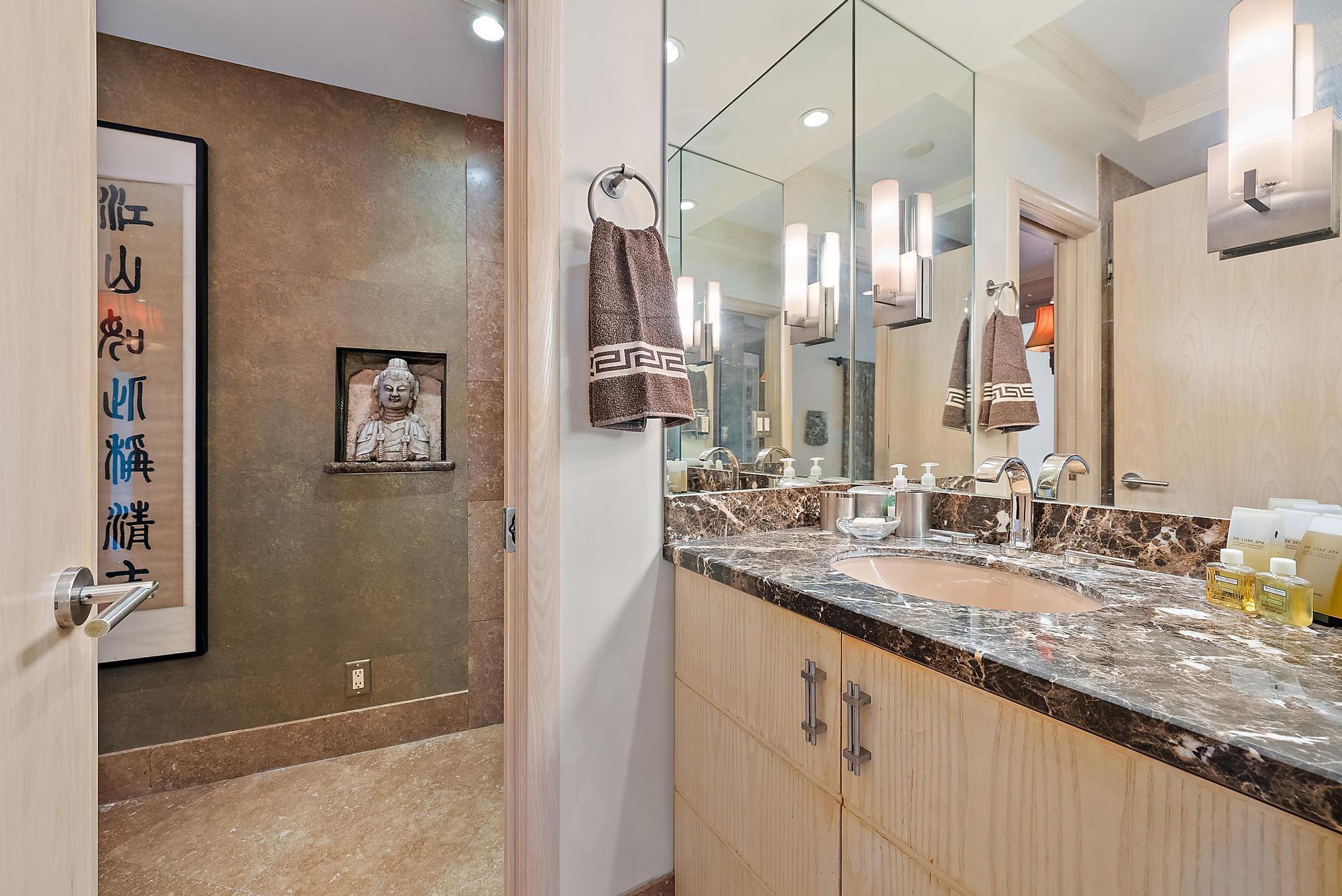 44 Cocoanut Row 205 B