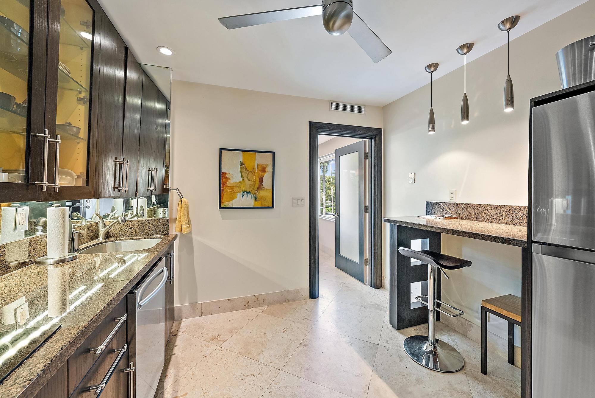 44 Cocoanut Row 205 B