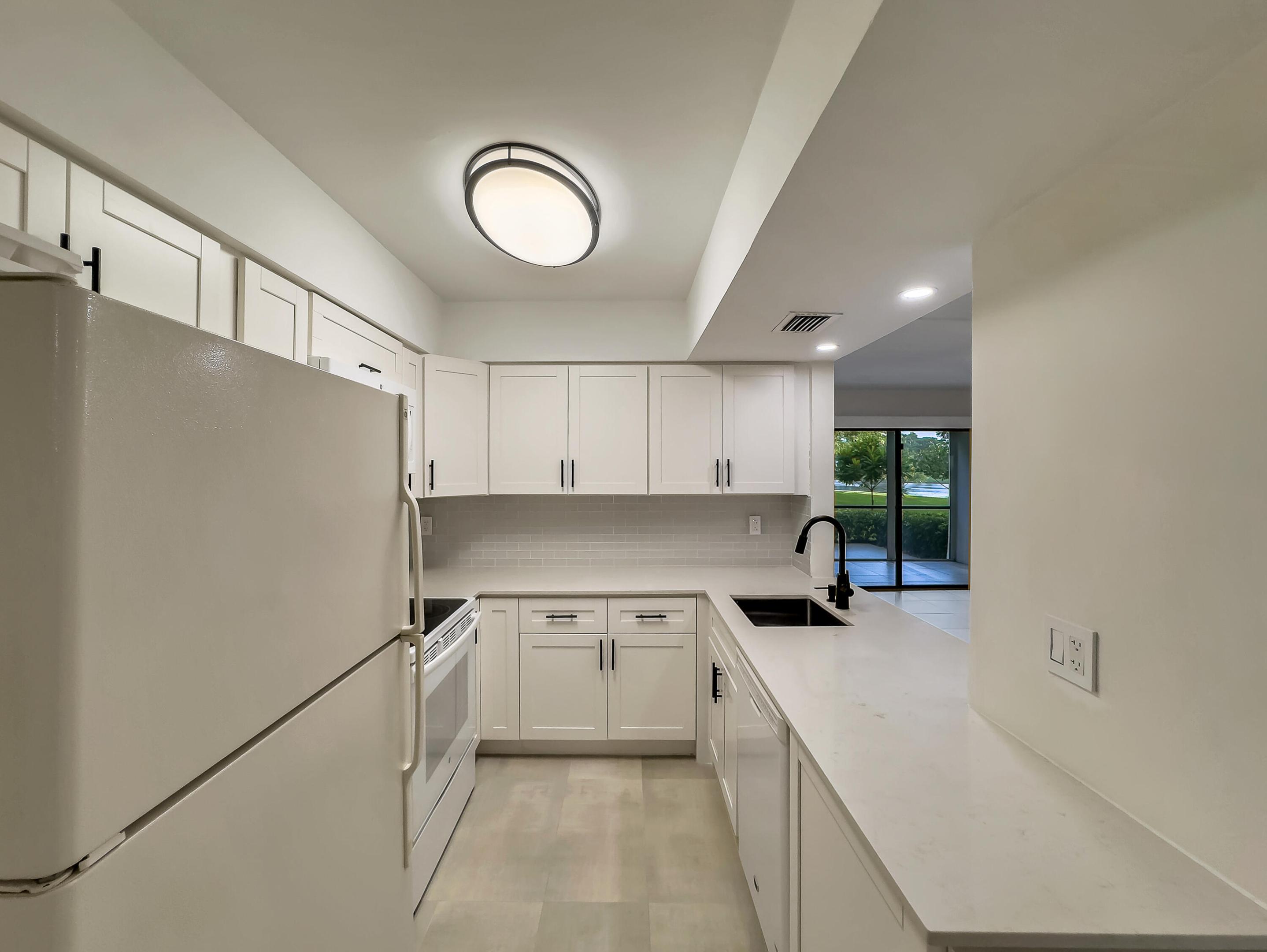 2112 S Cypress Bend Drive 104