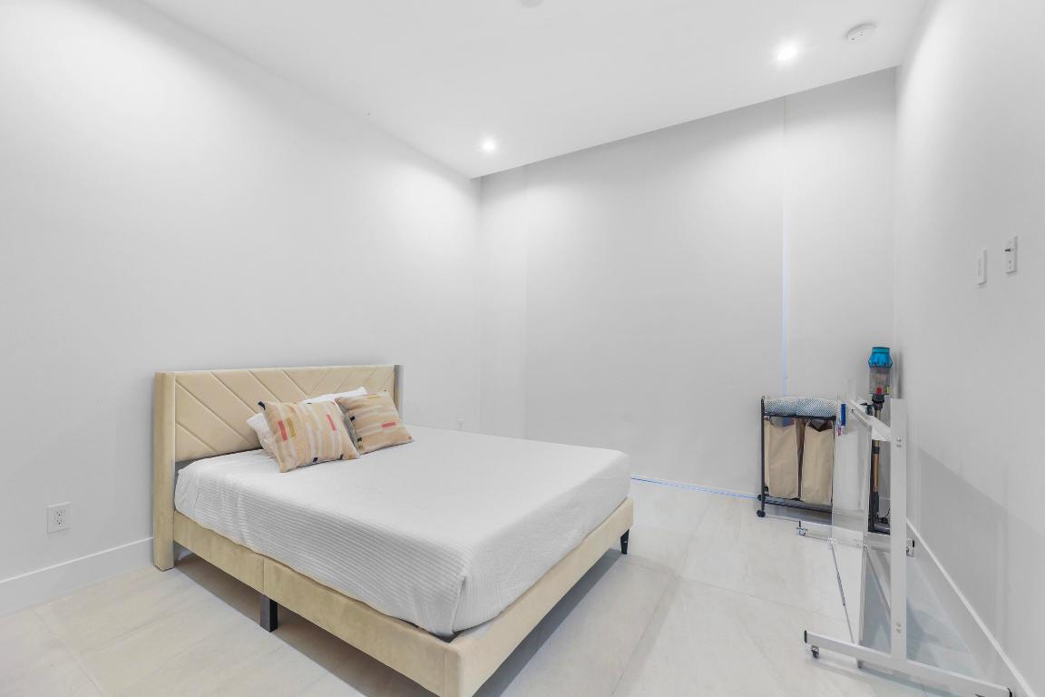 1504 NE 6th Street, Fort Lauderdale