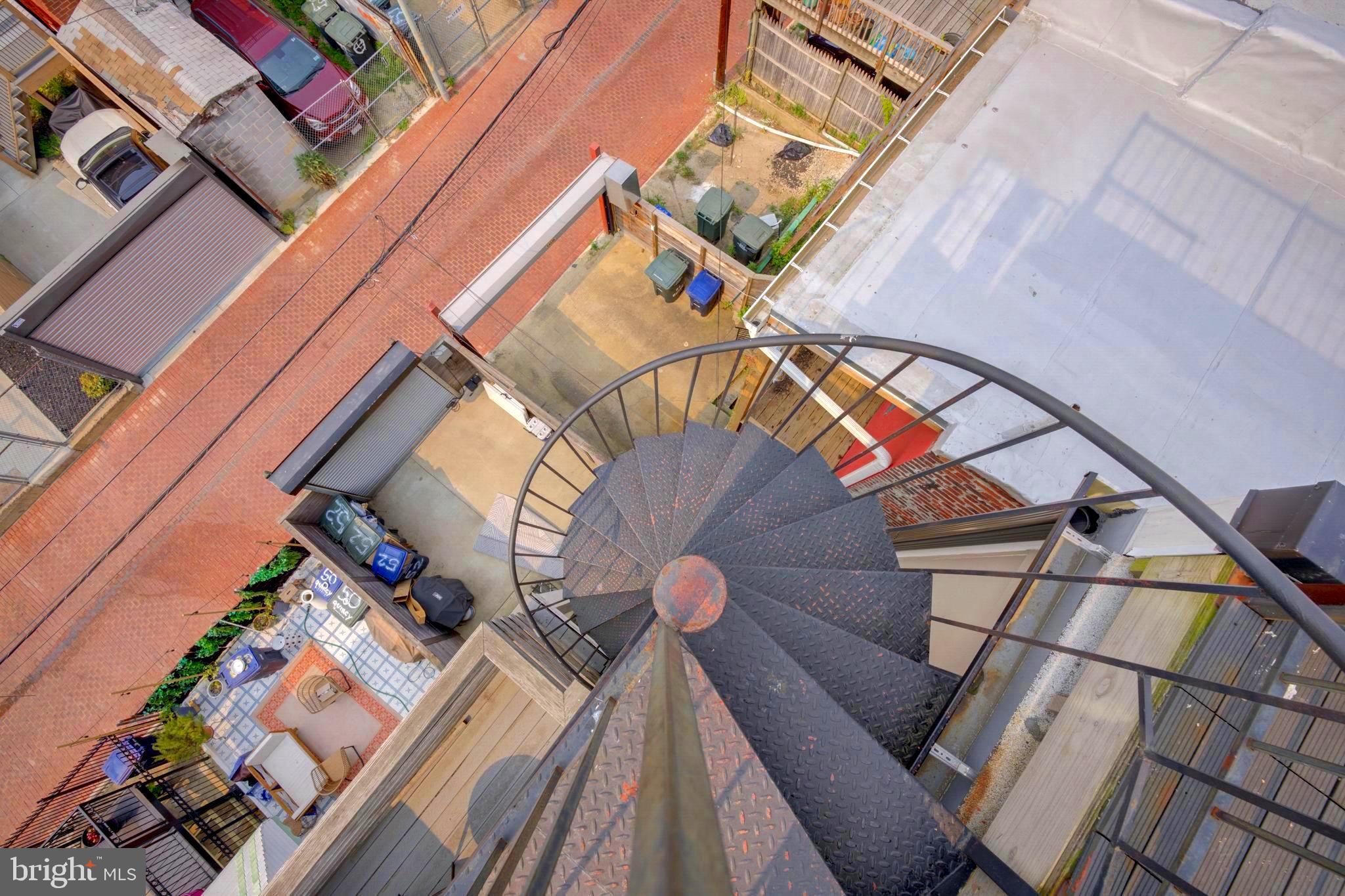 52 Quincy PLACE NE Unit: 2