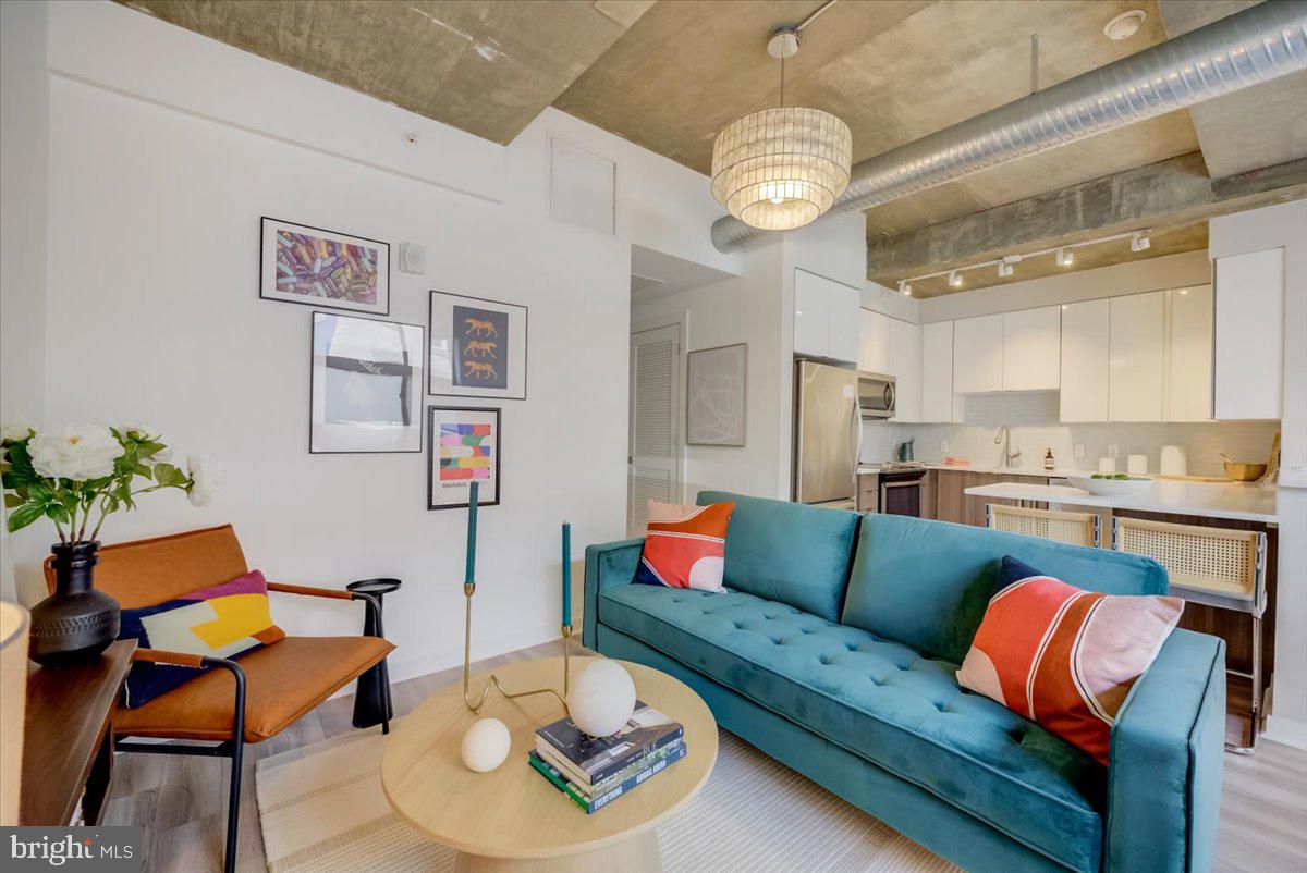 911 2nd STREET NE Unit: 104