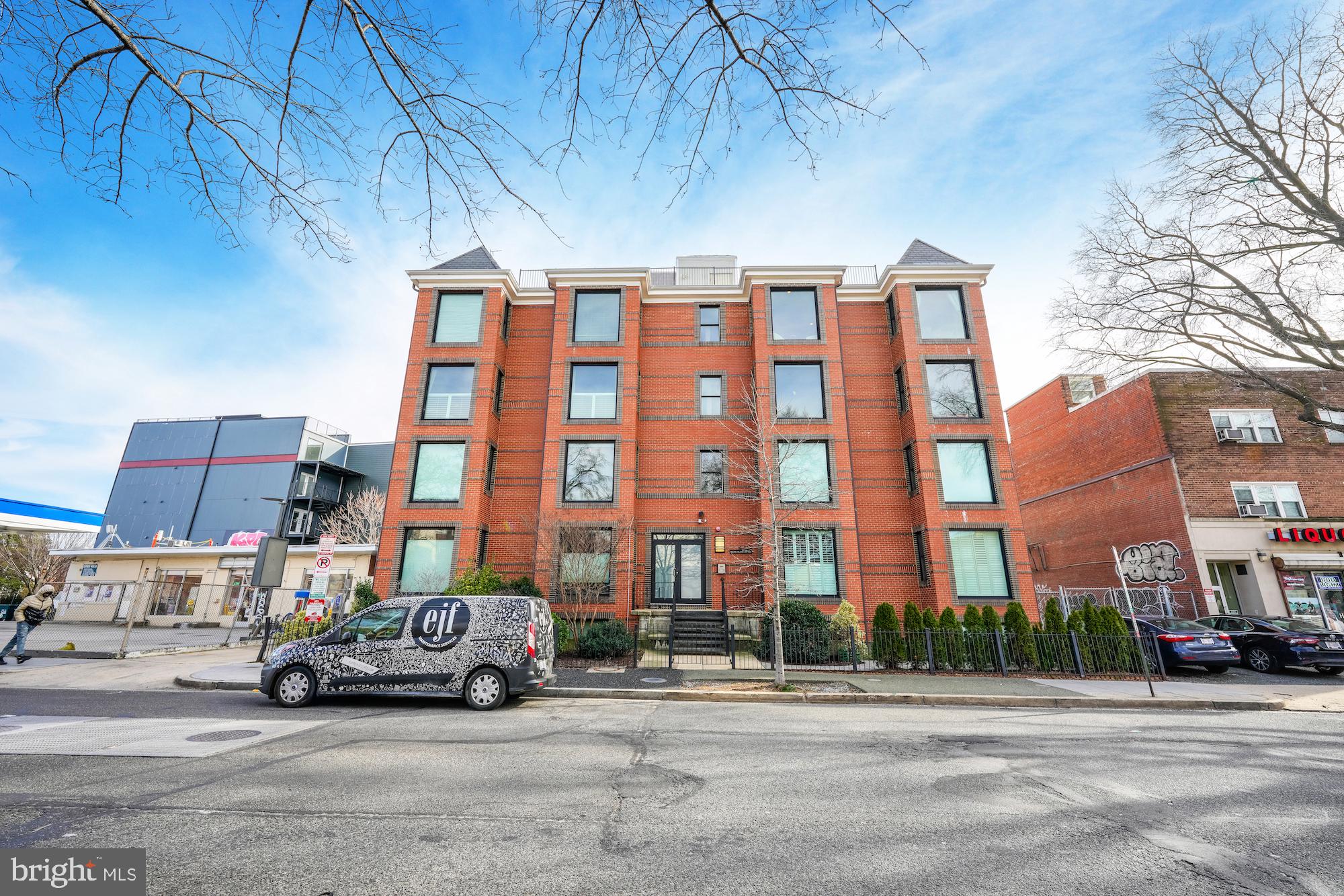 440 Rhode Island Ave NW #304