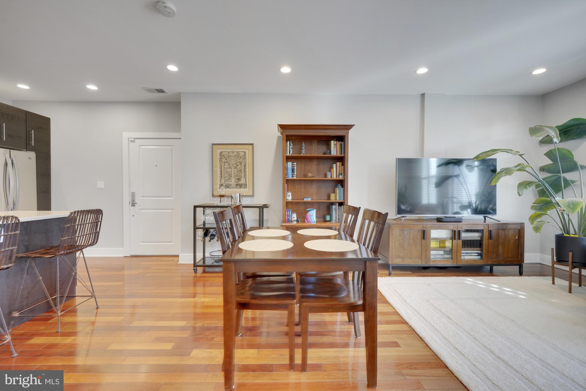 440 Rhode Island Ave NW #304