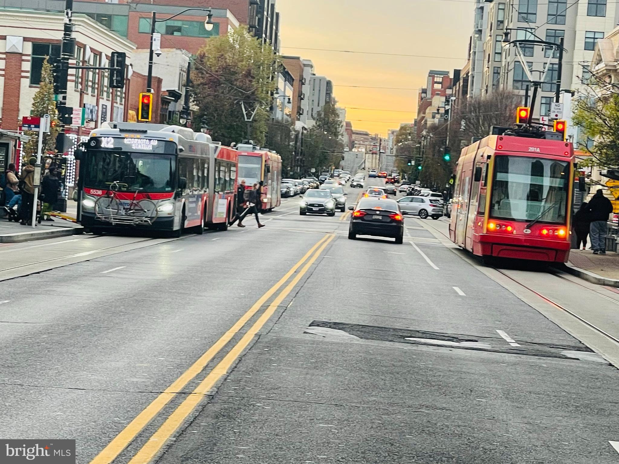 1621 Montello Ave NE