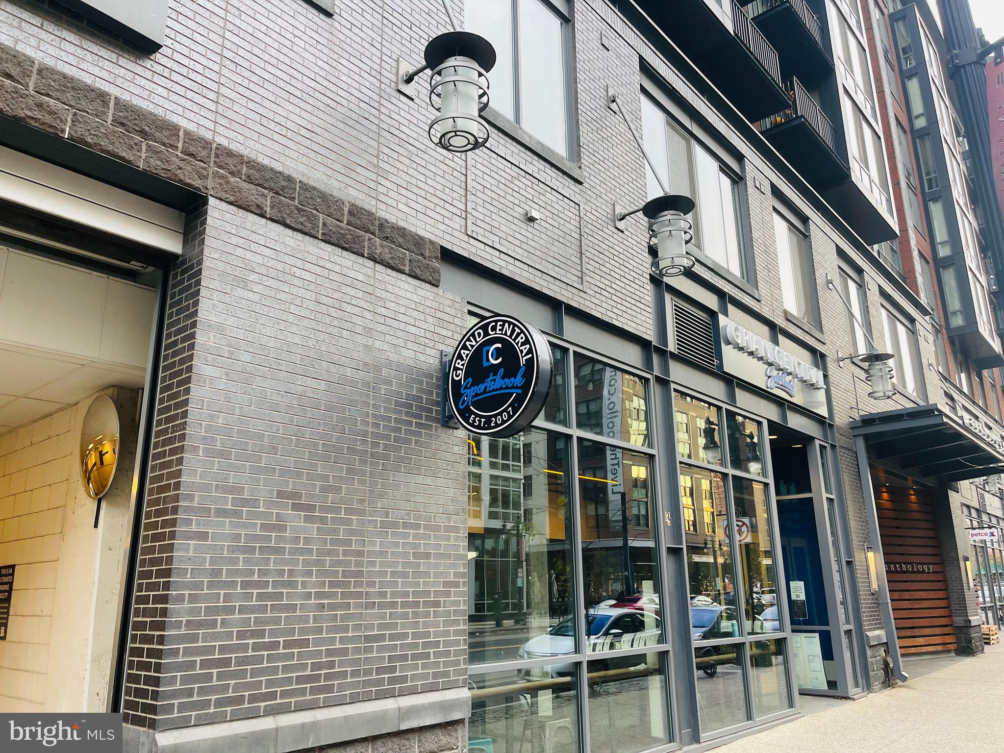 1621 Montello Ave NE