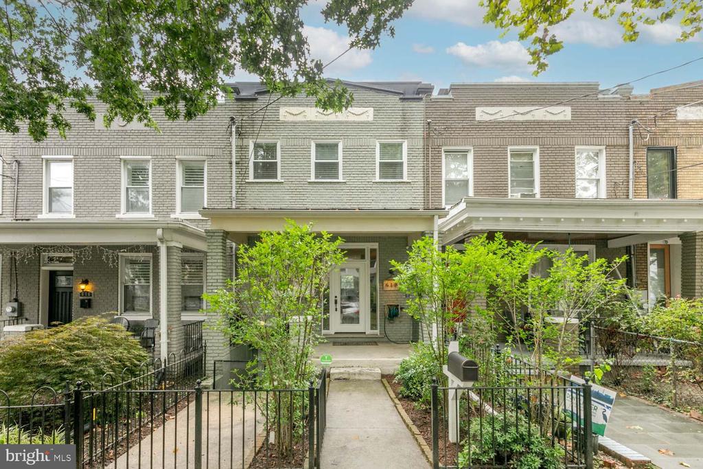 618 Jefferson St NW