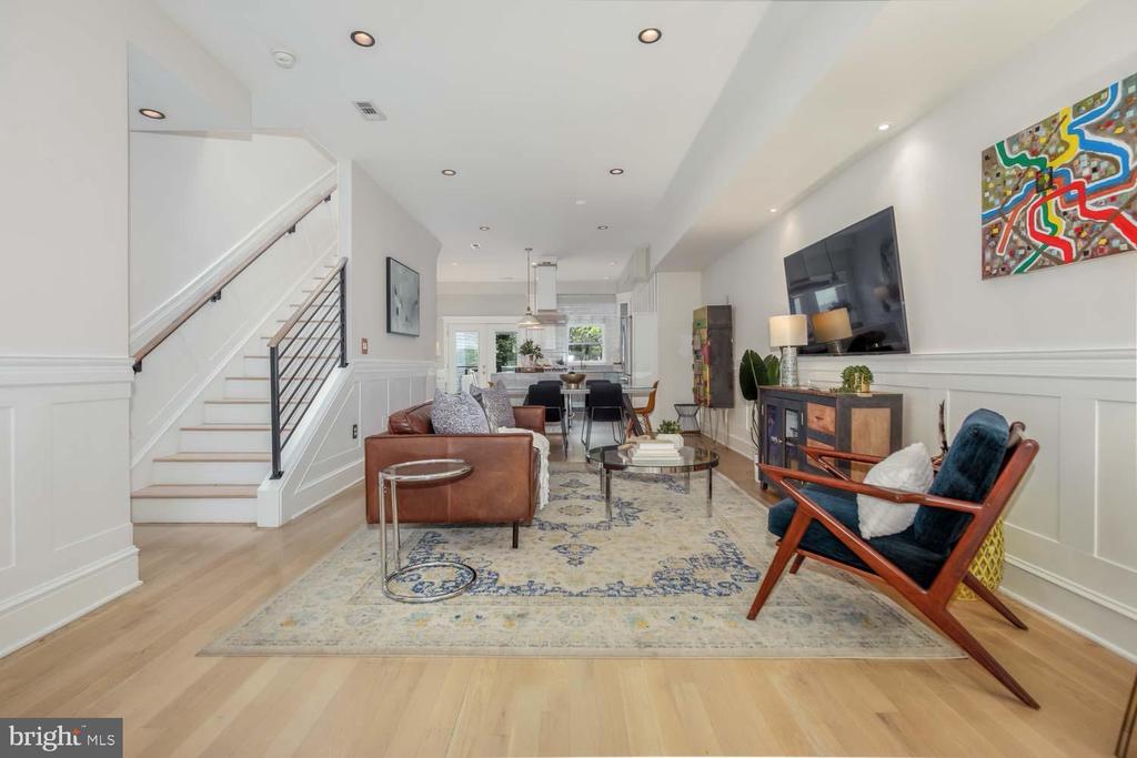 618 Jefferson St NW