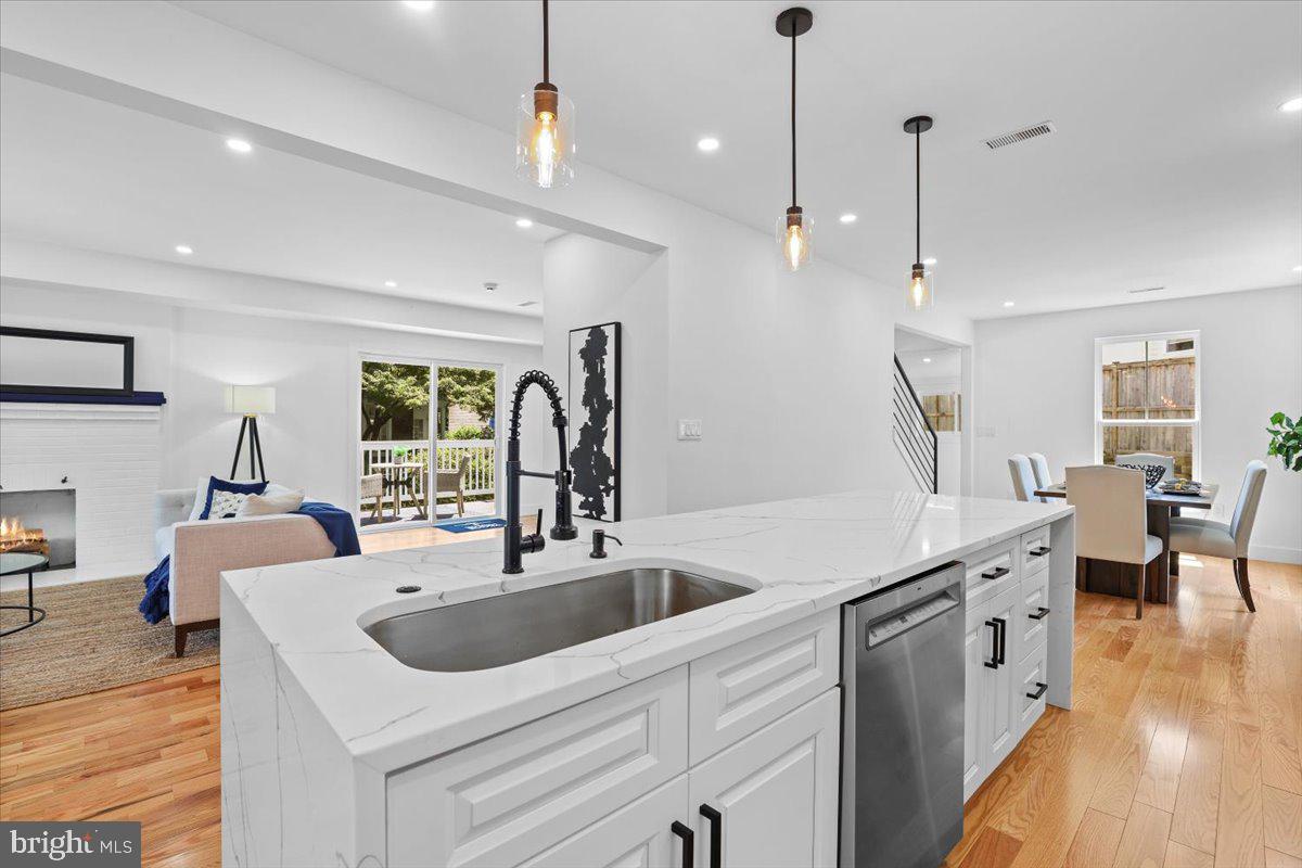 6219 WESTERN AVENUE NW