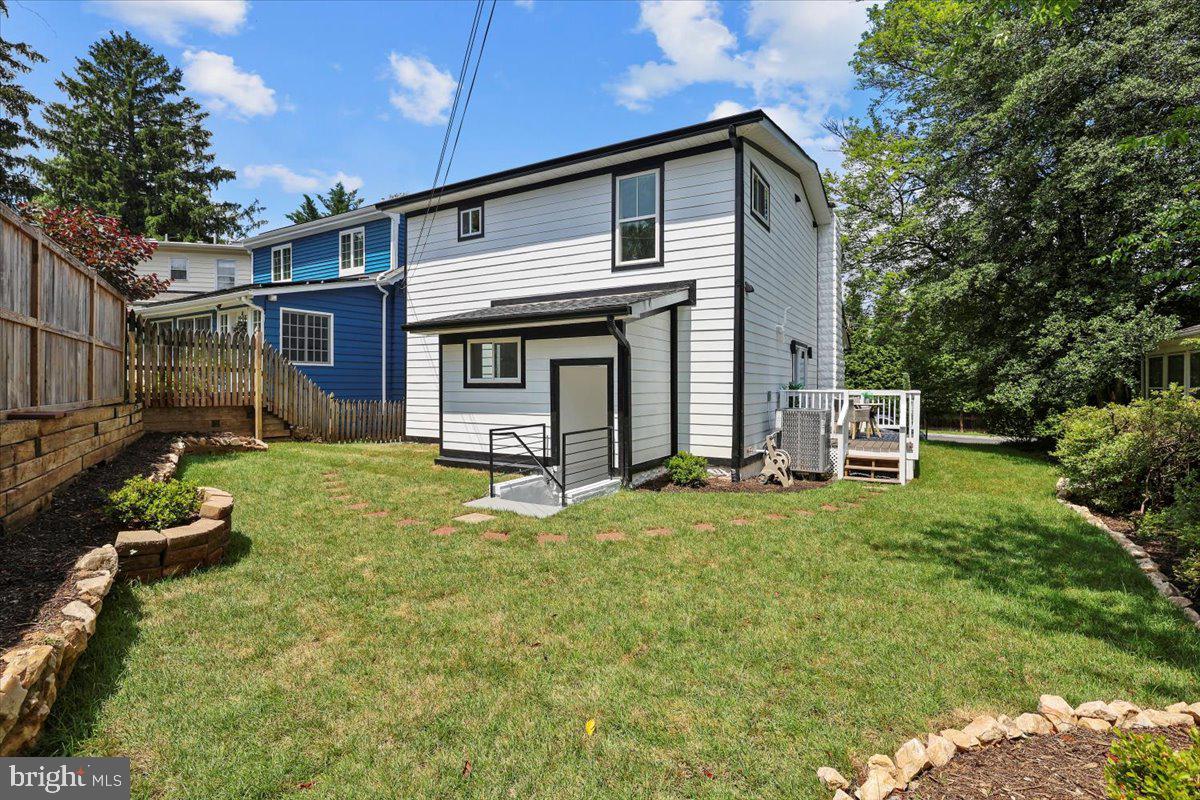 6219 WESTERN AVENUE NW