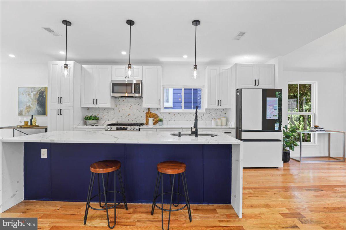 6219 WESTERN AVENUE NW