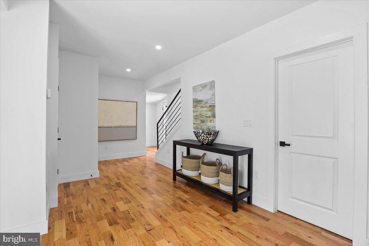 6219 WESTERN AVENUE NW