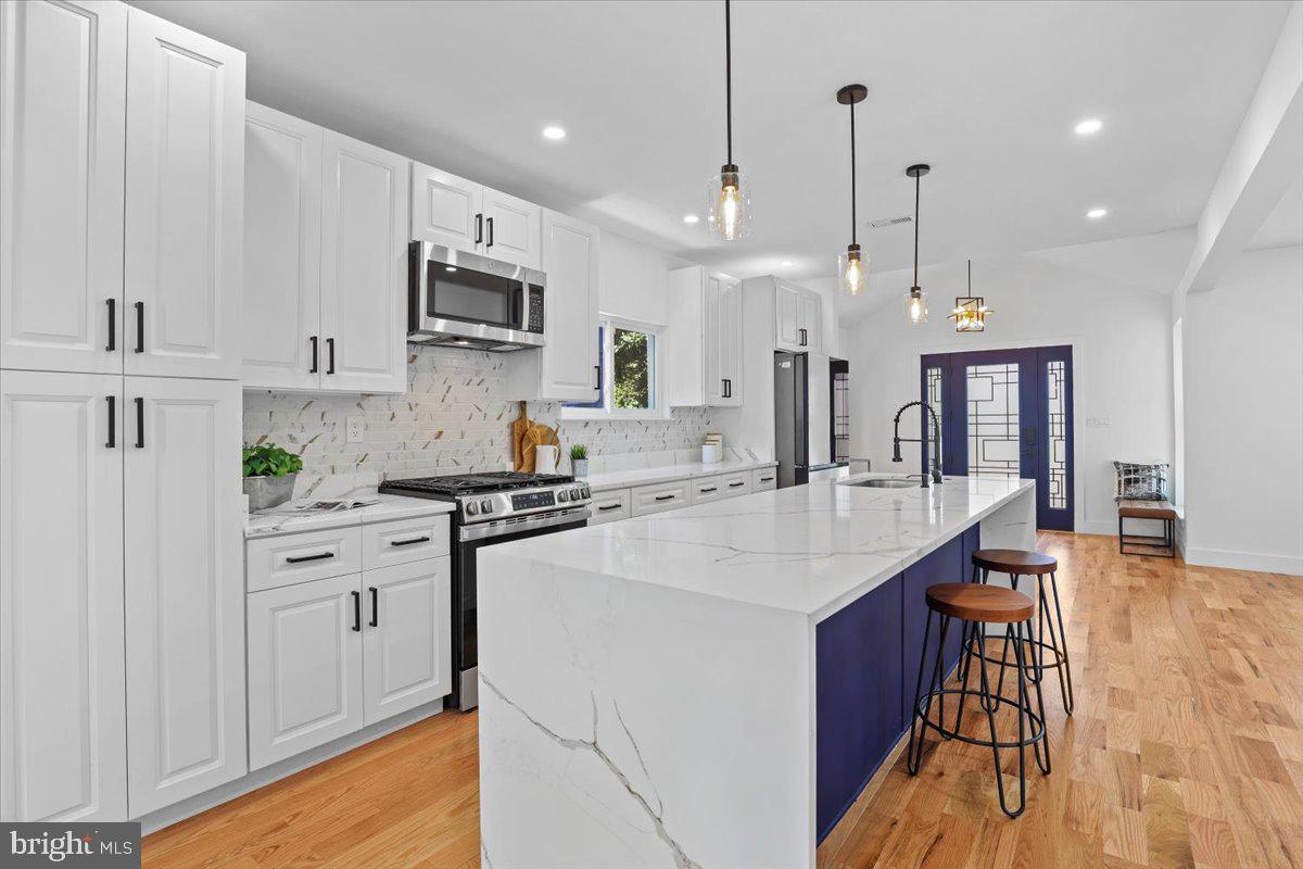 6219 WESTERN AVENUE NW