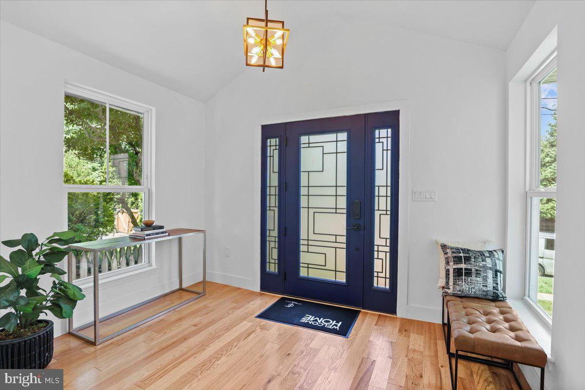 6219 WESTERN AVENUE NW