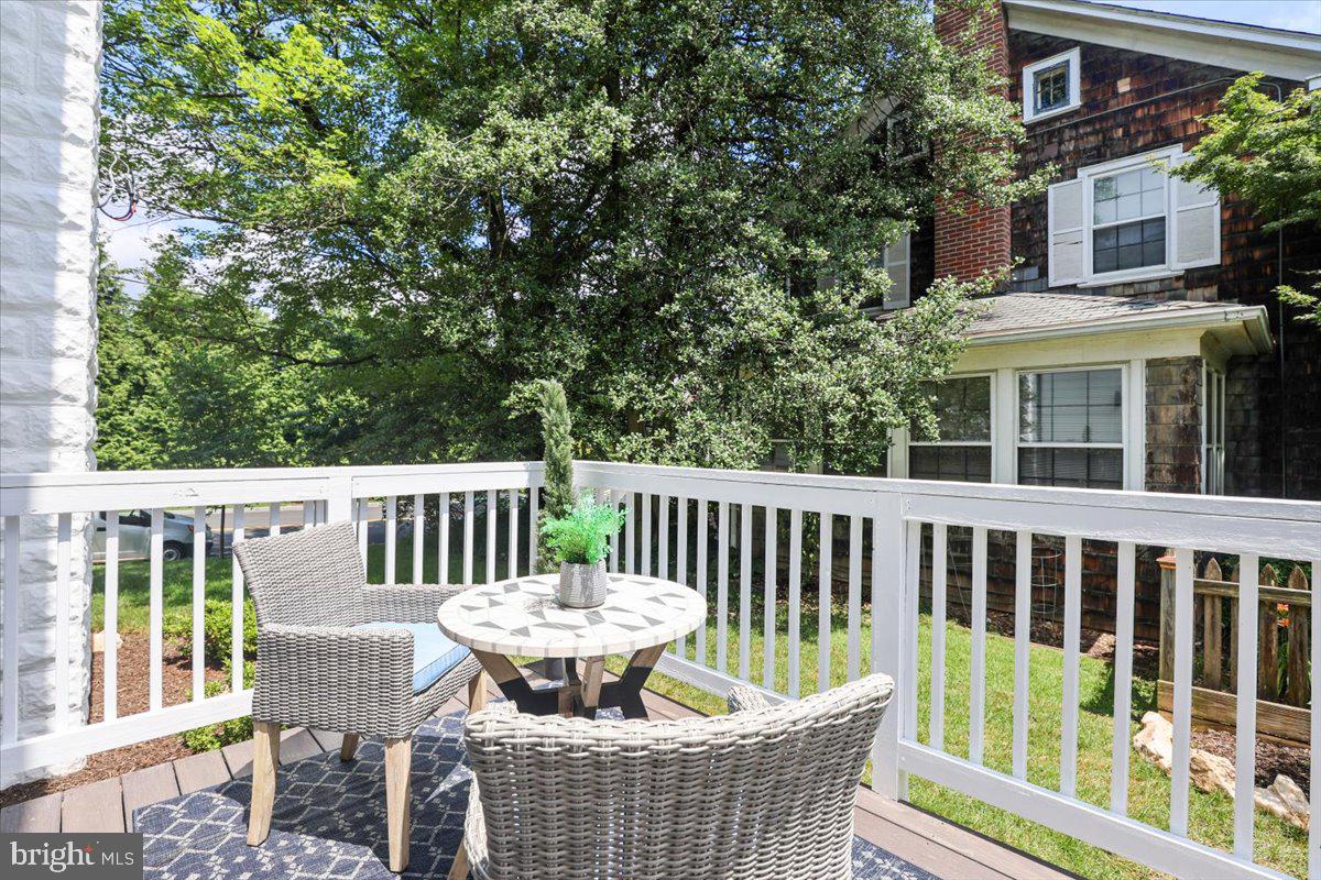 6219 WESTERN AVENUE NW