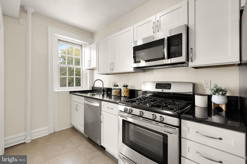 2456 20TH STREET NW UNIT 403
