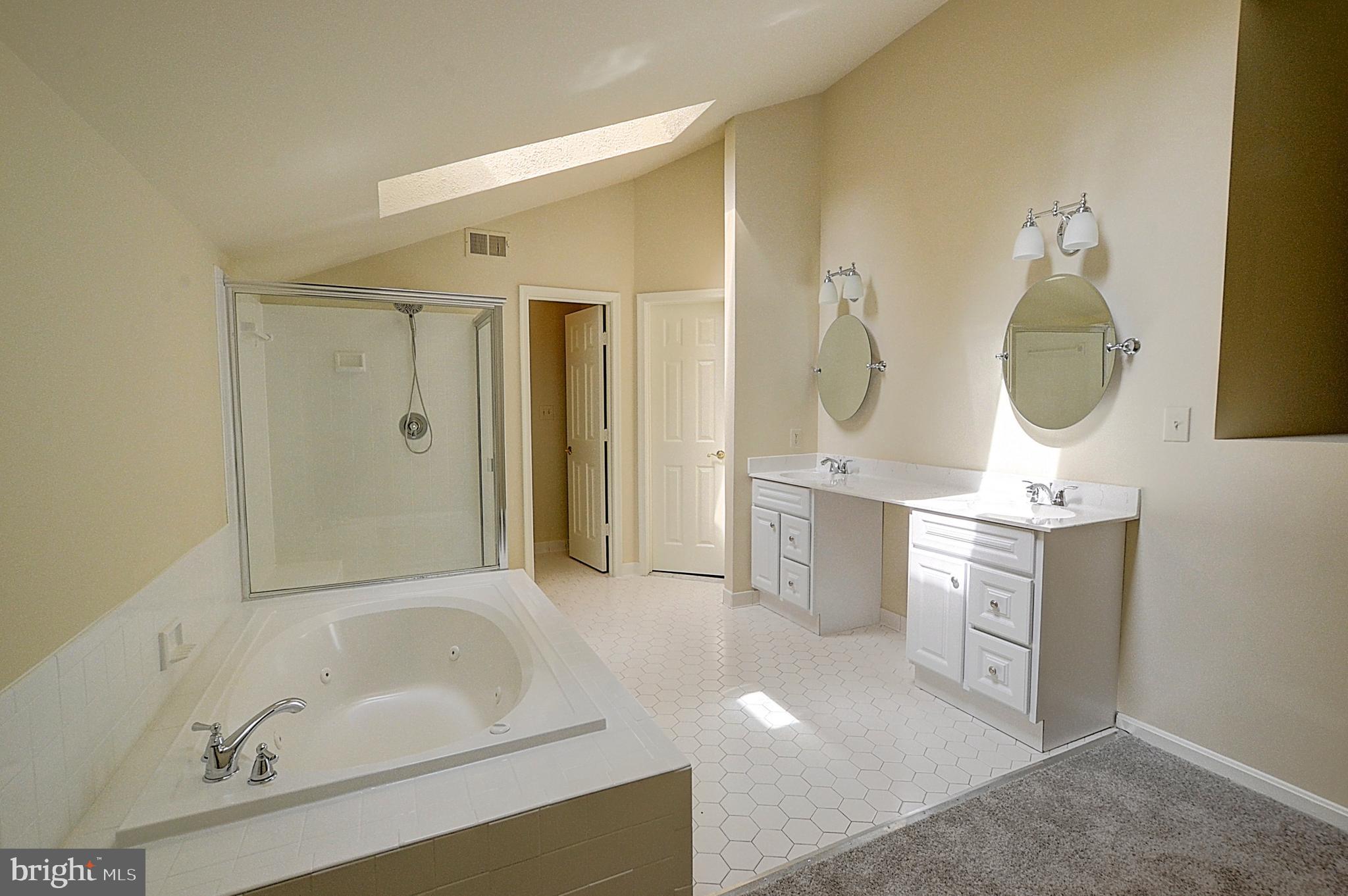 2013 Westchester Dr