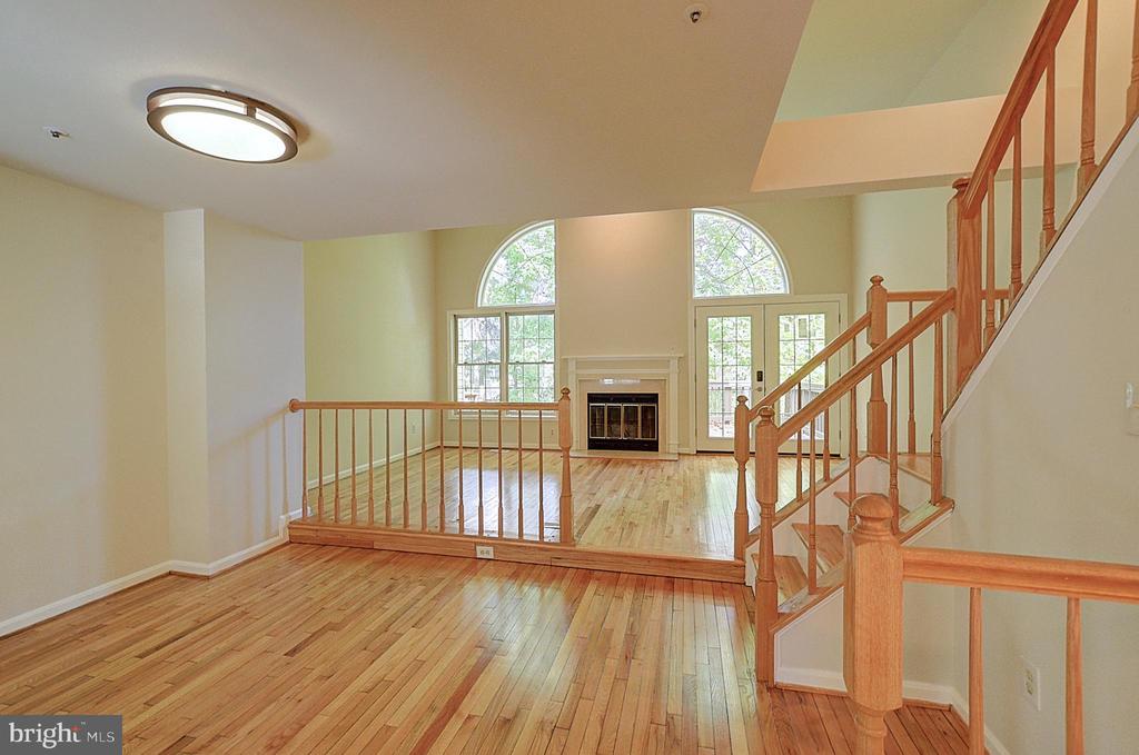 2013 Westchester Dr