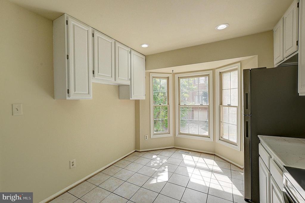 2013 Westchester Dr