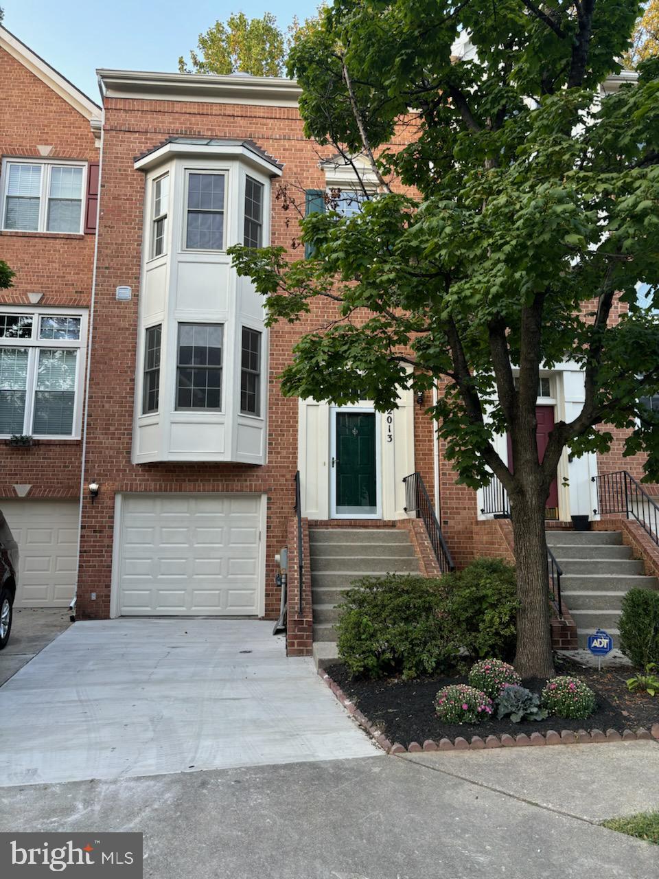 2013 Westchester Dr