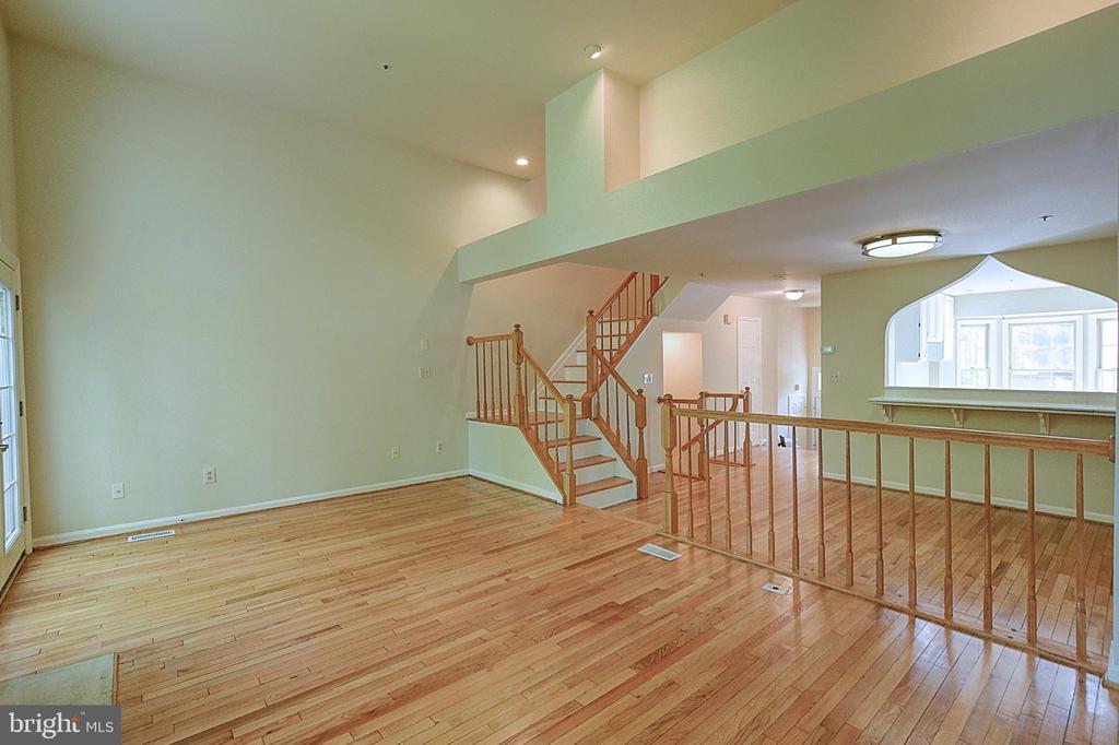 2013 Westchester Dr
