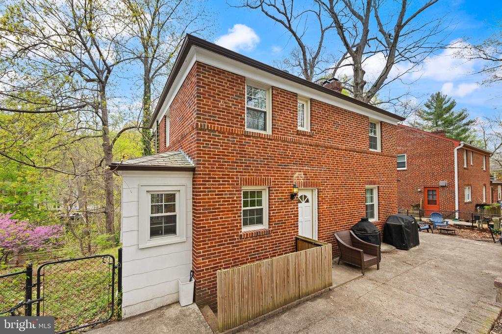 1005 Sligo Creek Pkwy