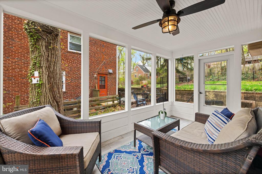 1005 Sligo Creek Pkwy