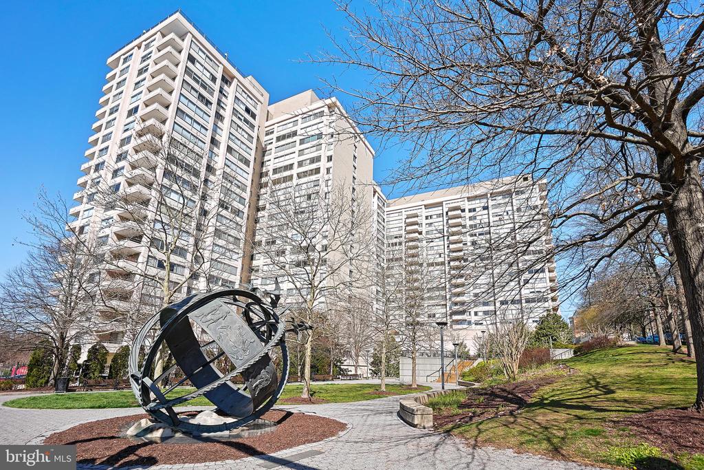 5500 FRIENDSHIP BOULEVARD 1411N