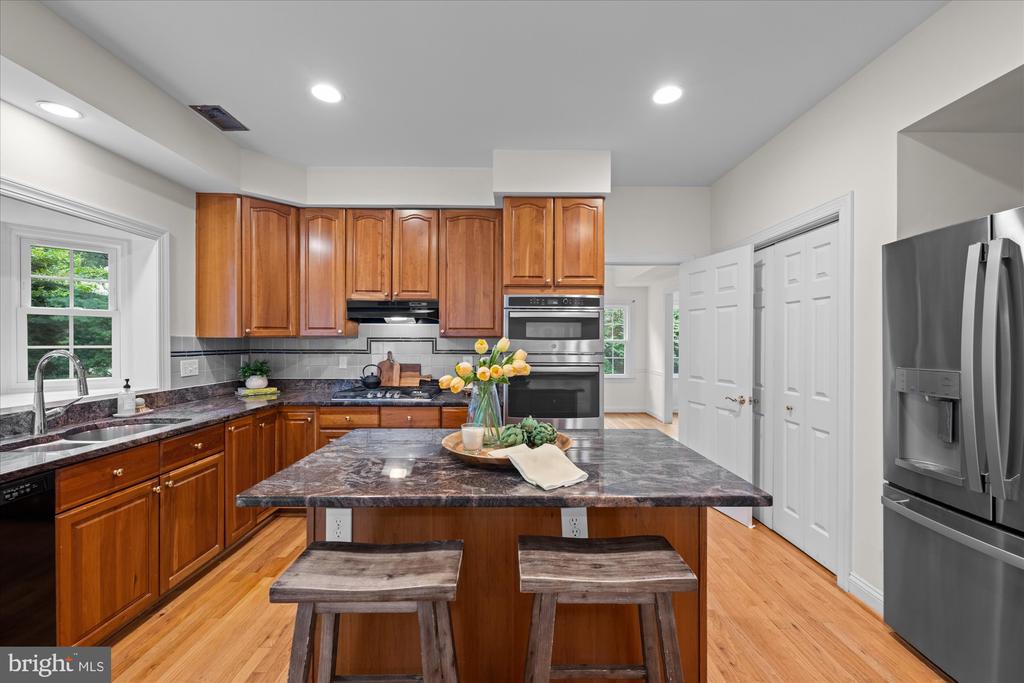 7016 FAWN TRAIL COURT
