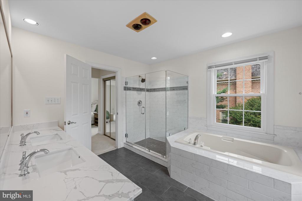 7016 FAWN TRAIL COURT