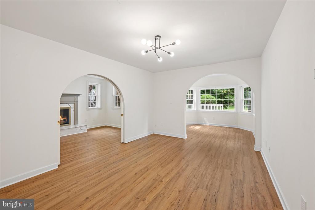 7016 FAWN TRAIL COURT