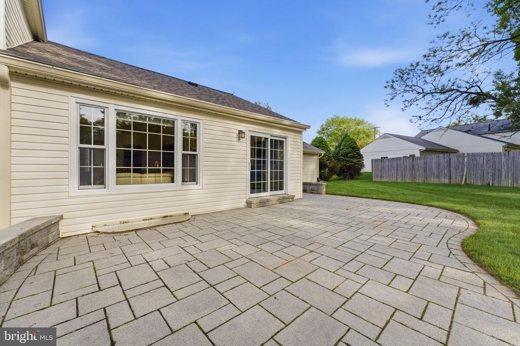 14924 BAUER DRIVE
