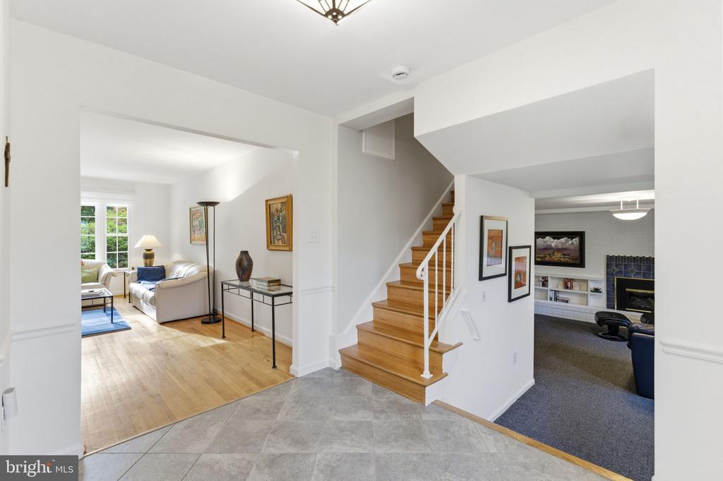 14924 BAUER DRIVE
