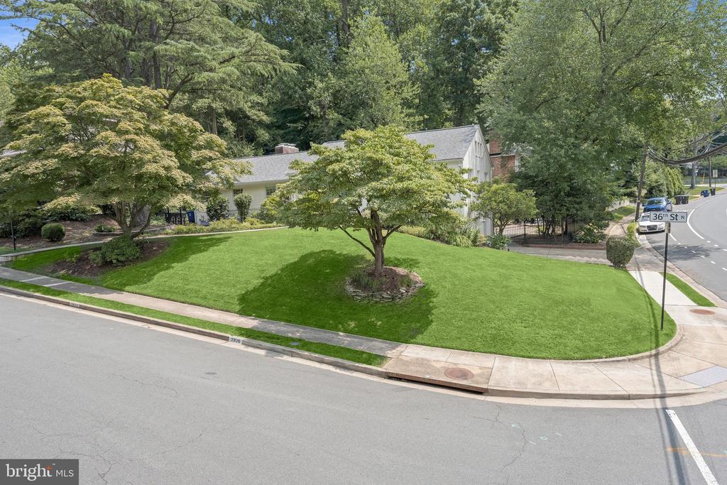 3936 36TH STREET N