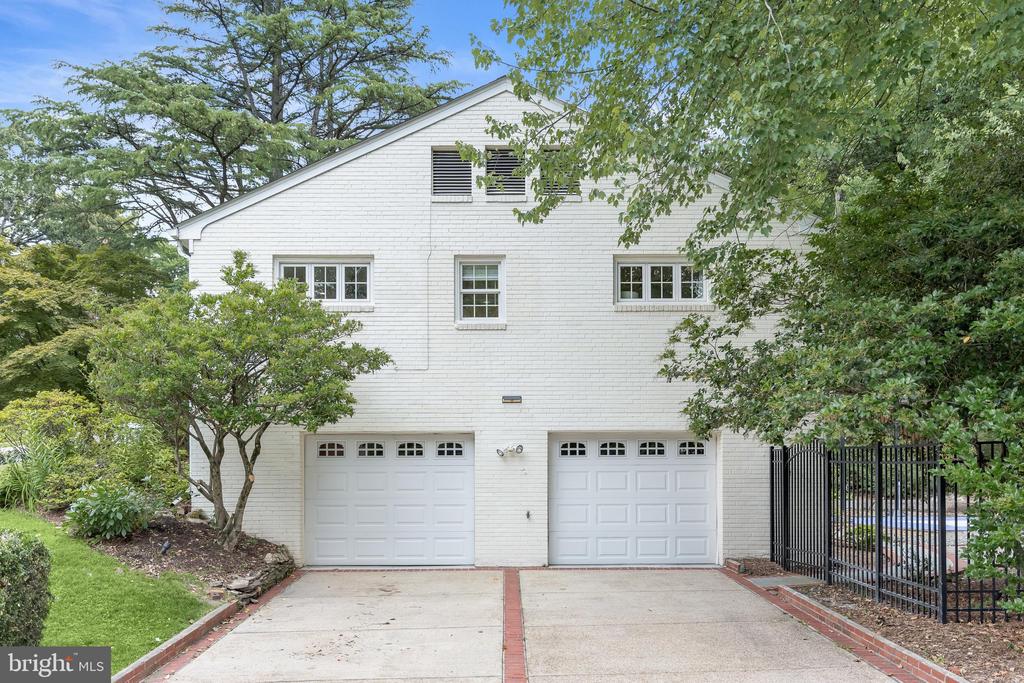 3936 36TH STREET N