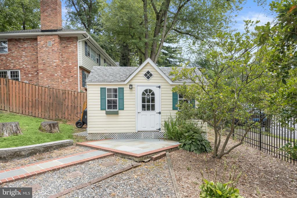 3936 36TH STREET N