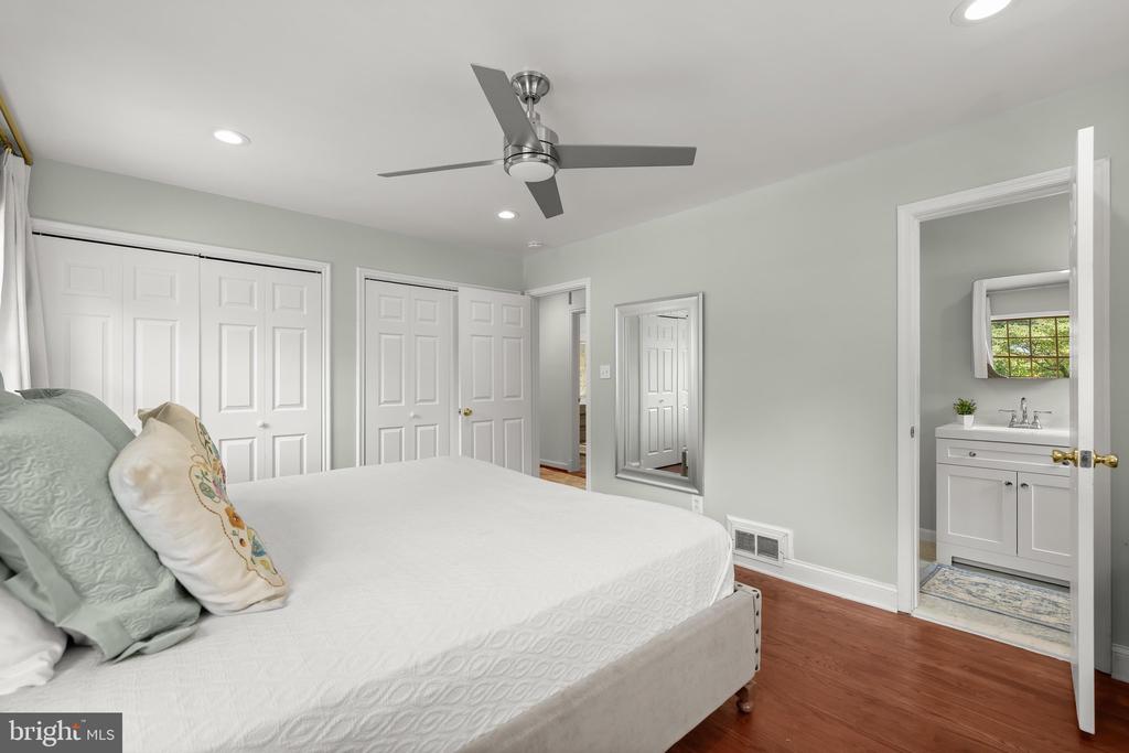 3936 36TH STREET N
