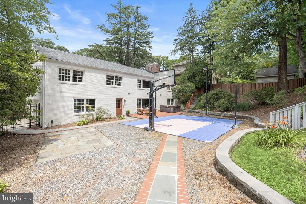3936 36TH STREET N