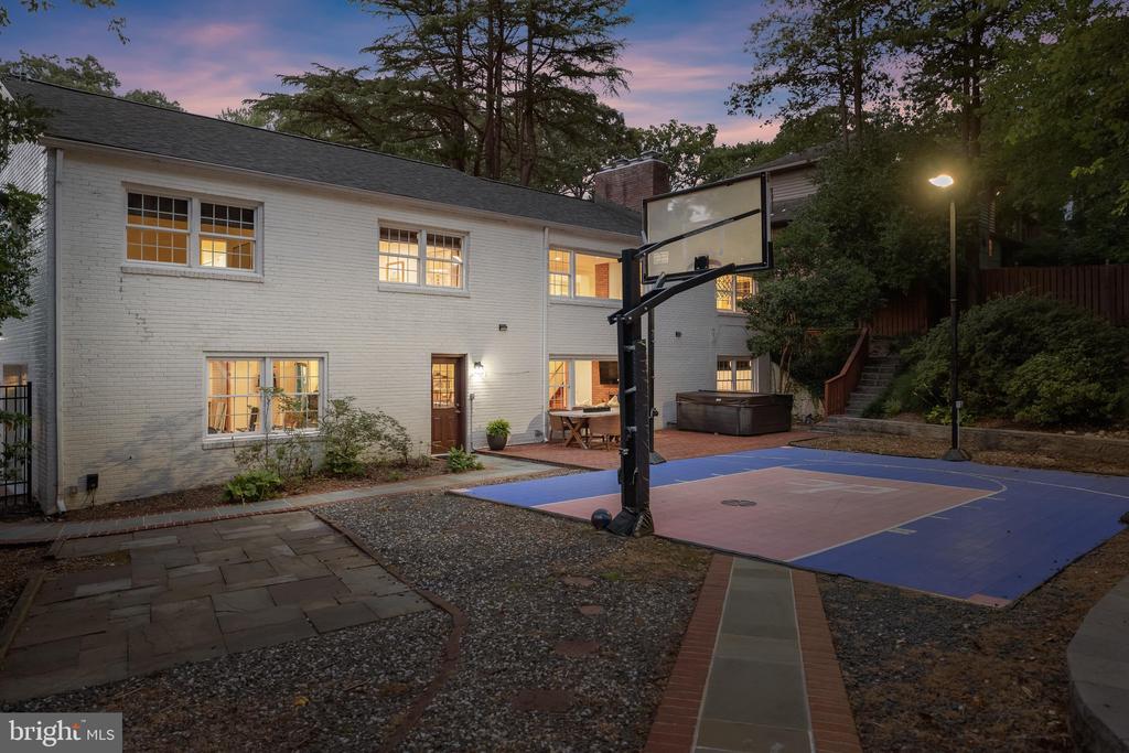 3936 36TH STREET N