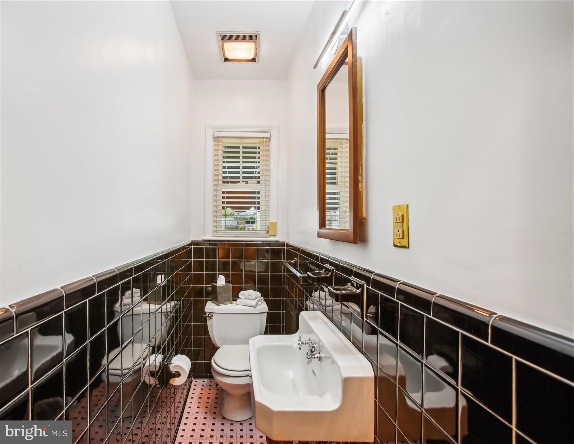 601 Braxton Pl