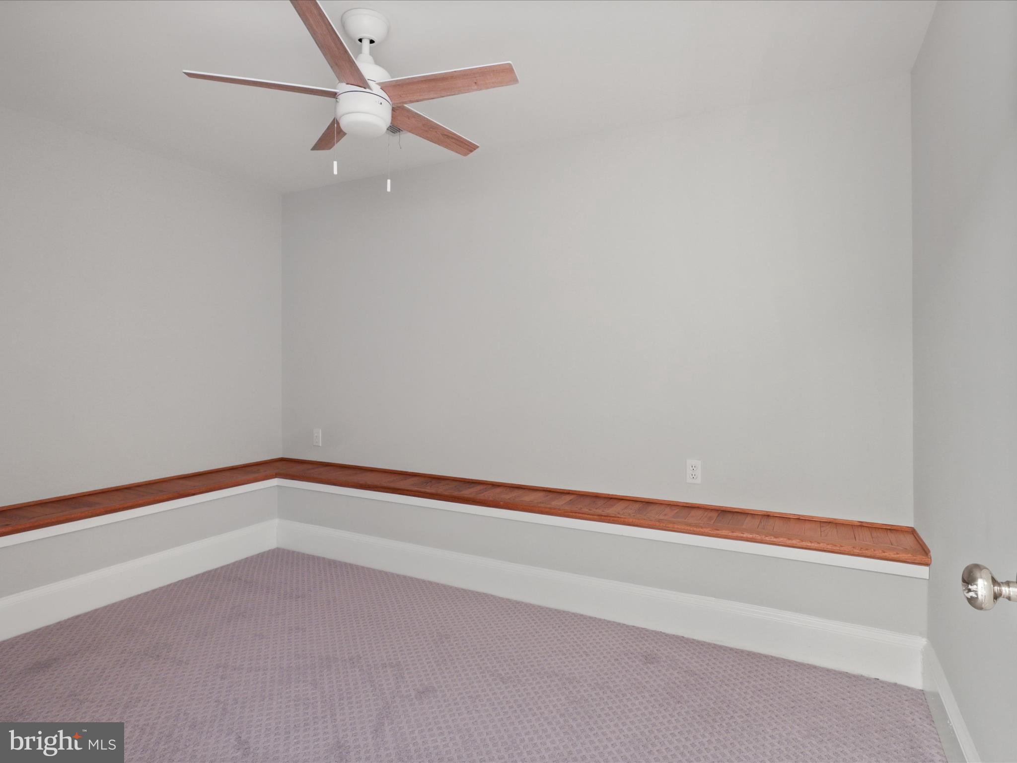 503 High St