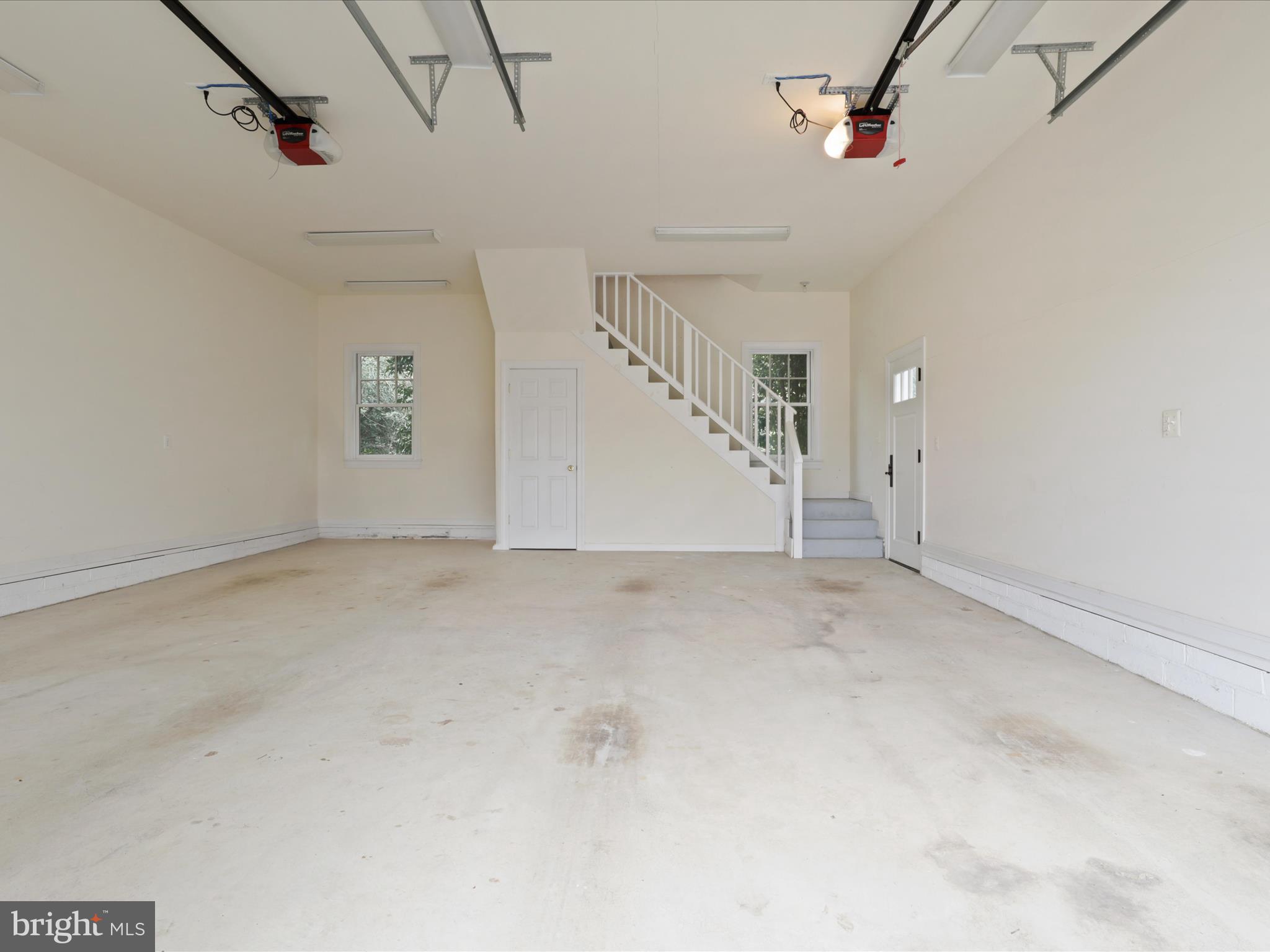 503 High St