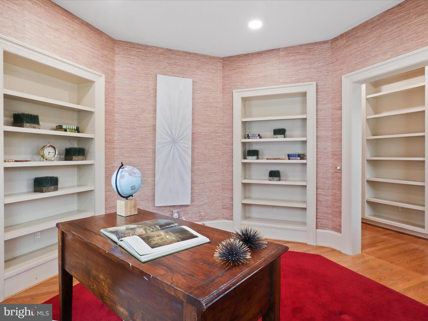 503 High St