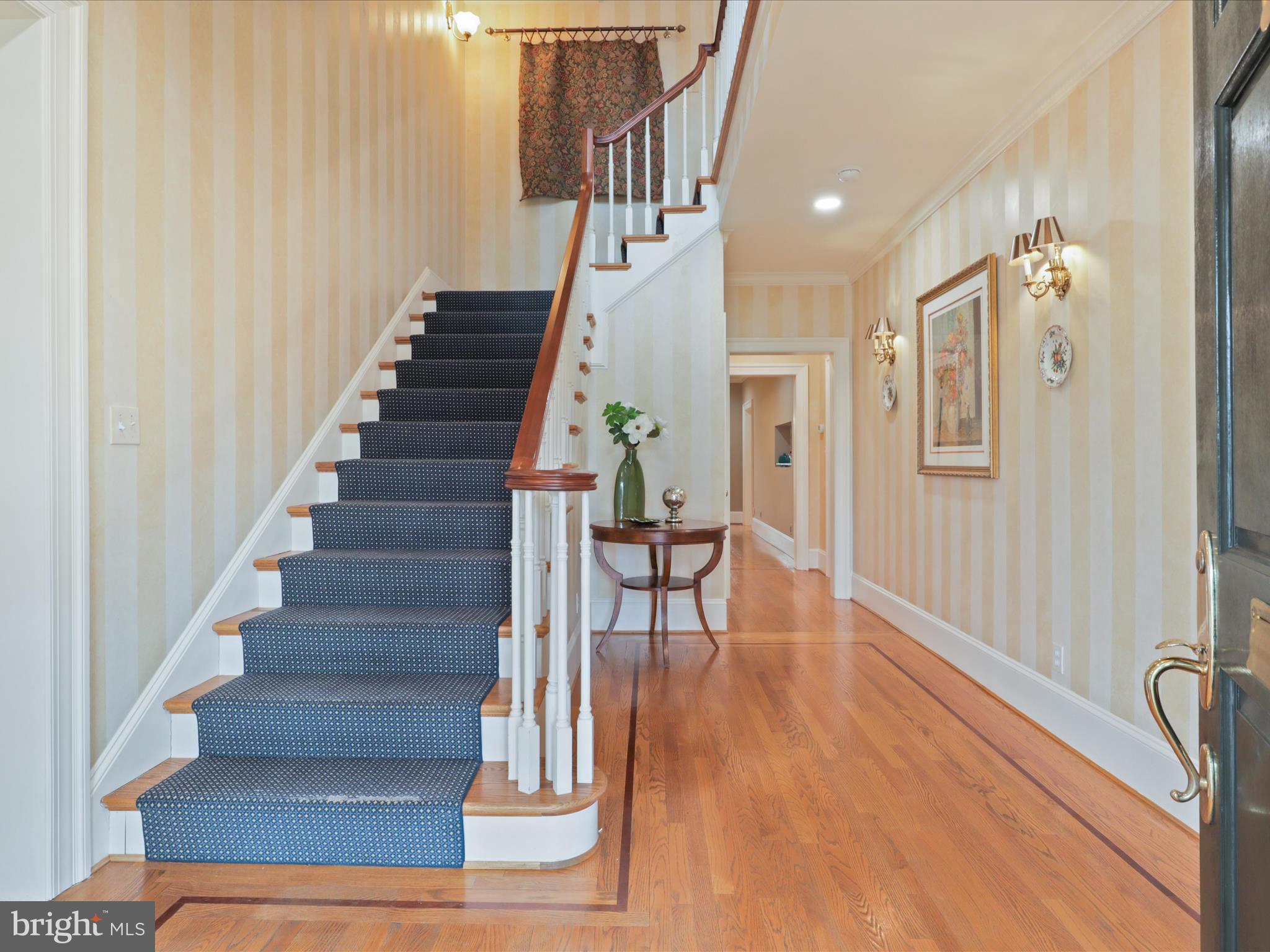 503 High St