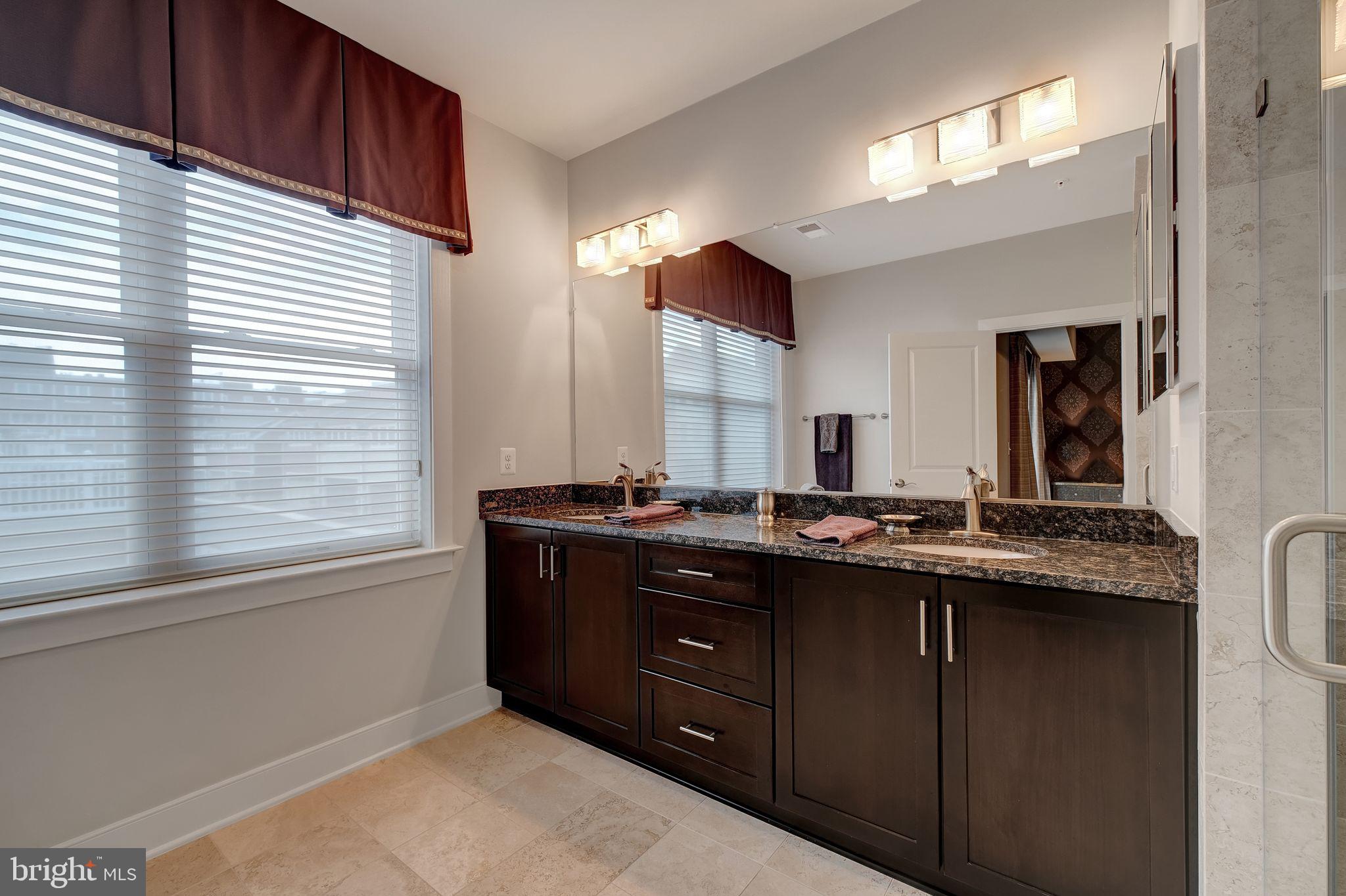 2104 Potomac Ave #101