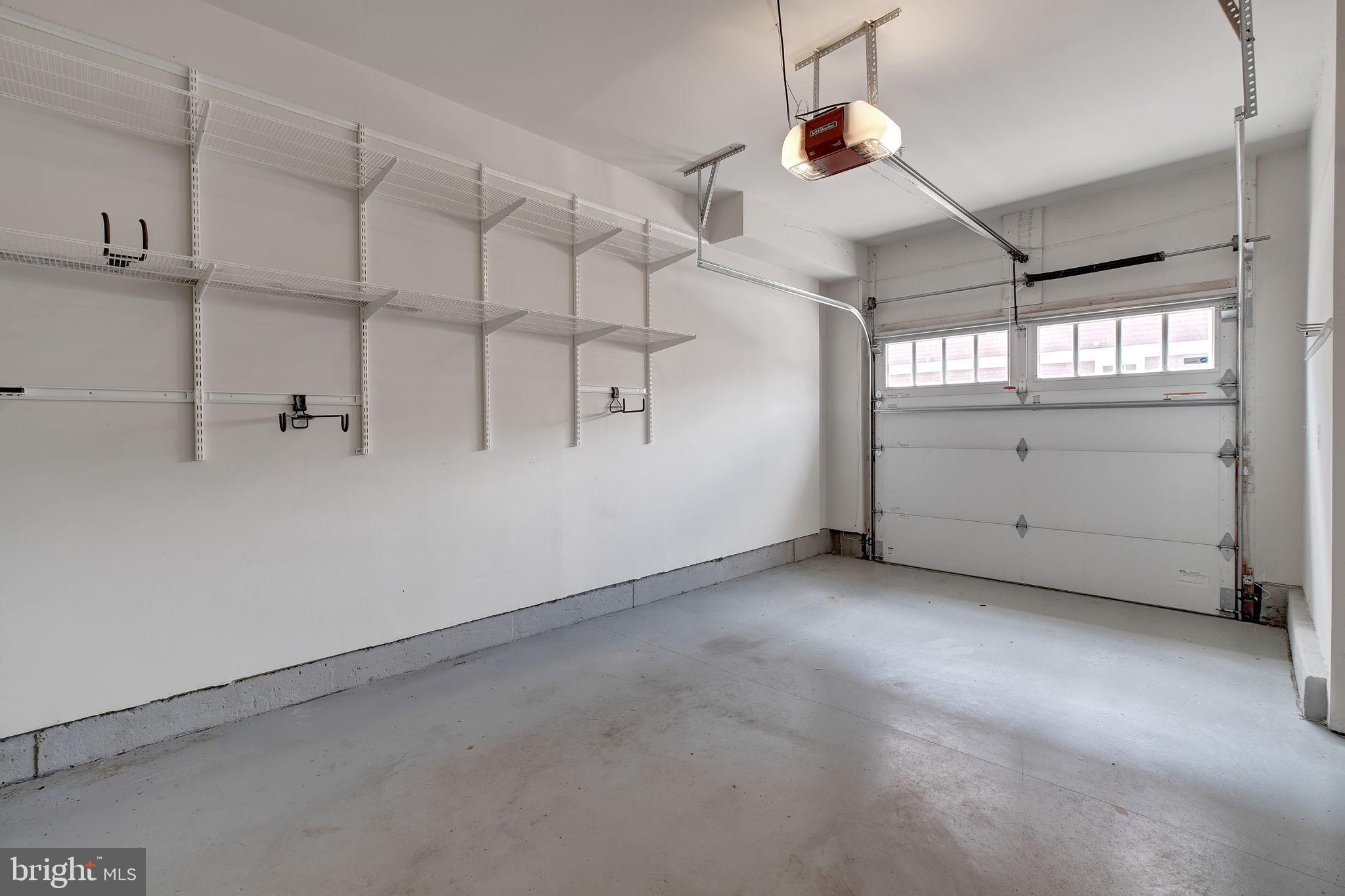 2104 Potomac Ave #101