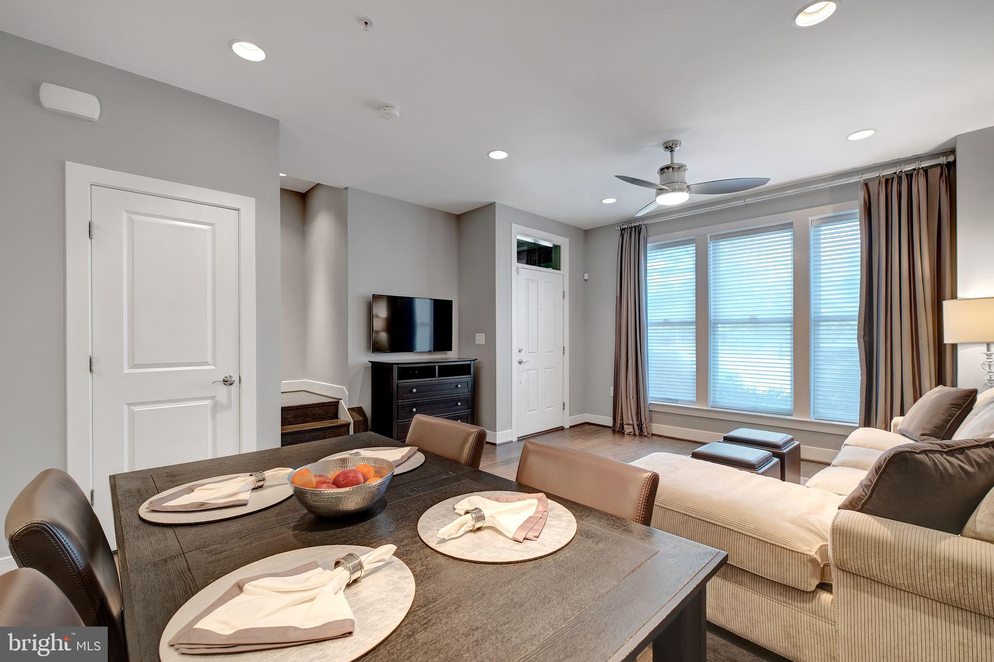 2104 Potomac Ave #101