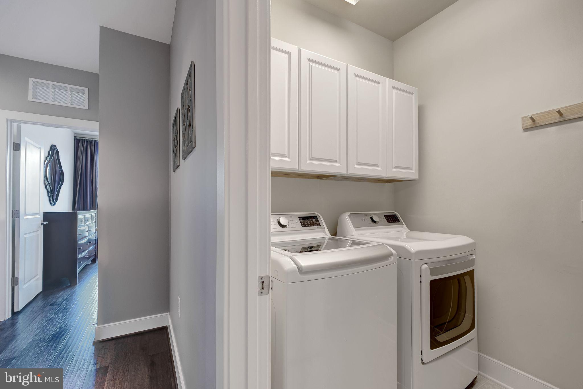 2104 Potomac Ave #101