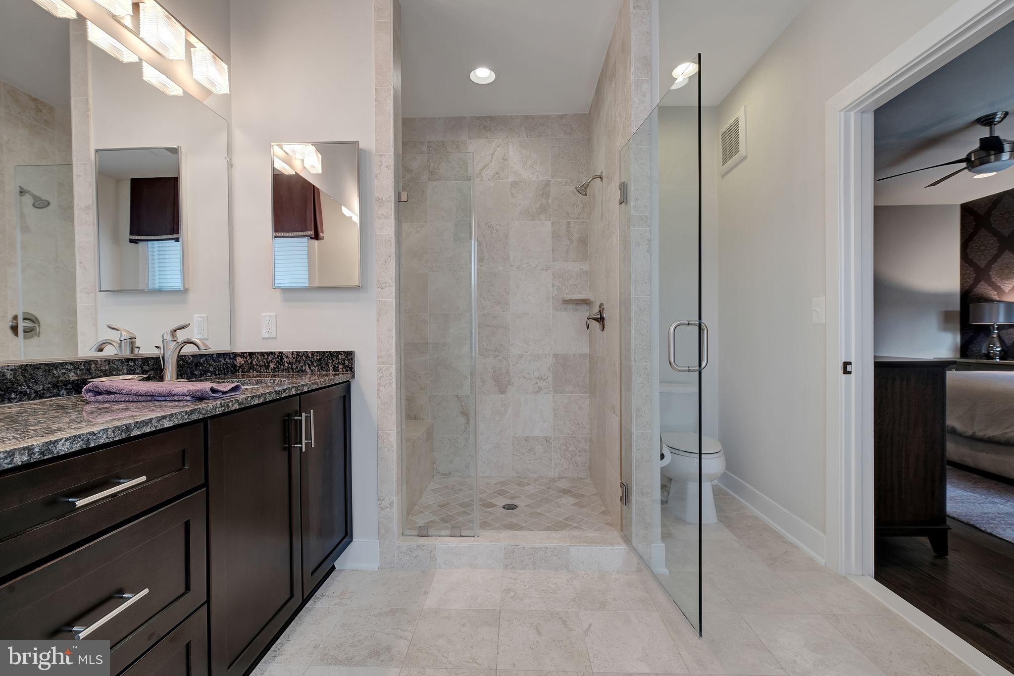 2104 Potomac Ave #101