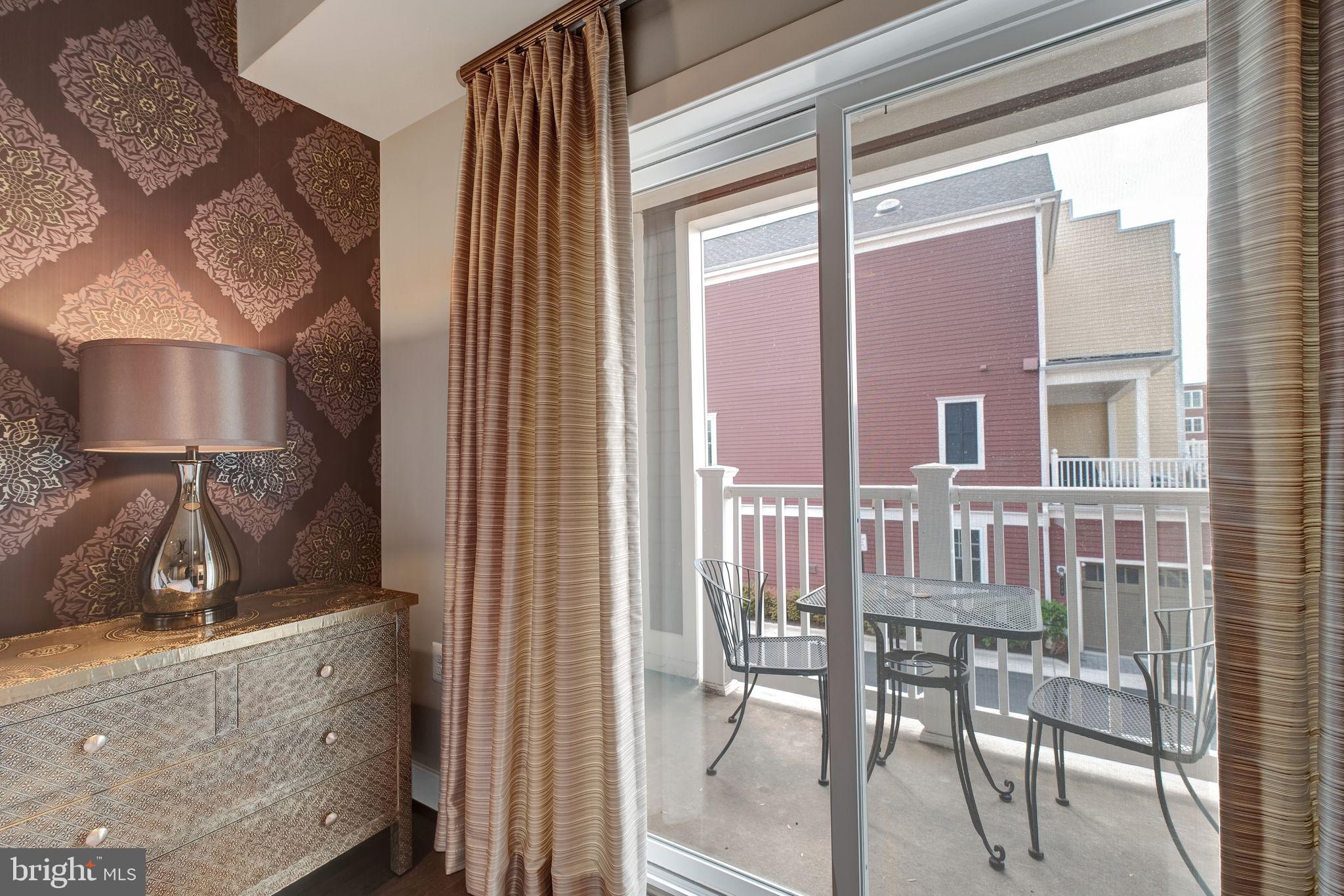 2104 Potomac Ave #101